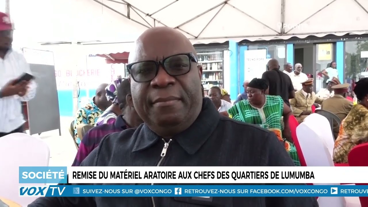 Remise du materiel aratoire aux chefs des quartiers de Lumumba