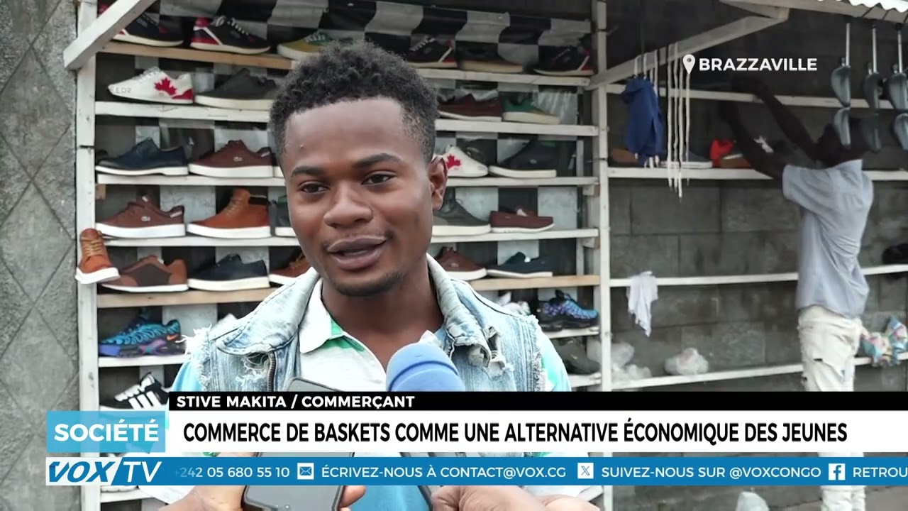 Commerce de baskets comme une alternative économique des jeunes