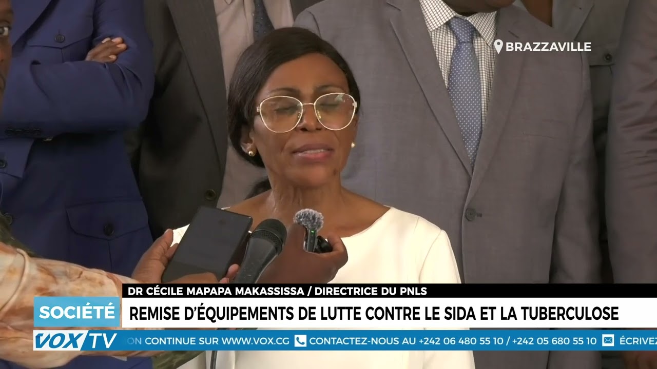 Remise d’équipements de lutte contre le sida et la tuberculose