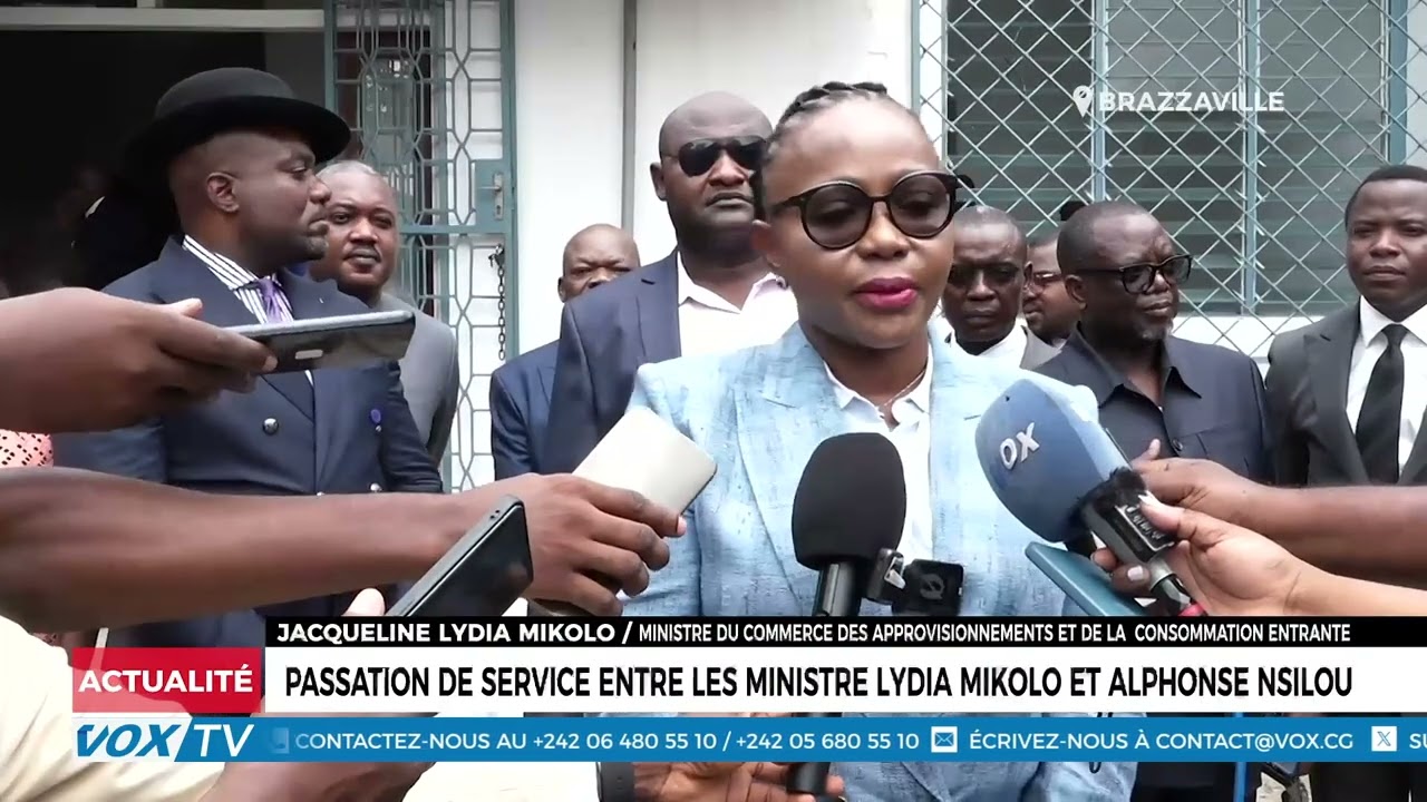 Passation de service entre les ministre Lydia Mikolo et Alphonse Nsilou
