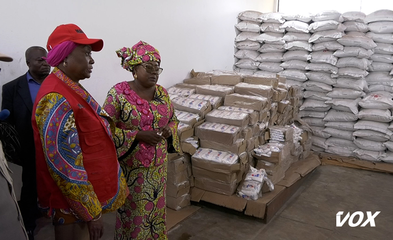La ministre Lydie Pongault visite les entrepôts d’urgence humanitaire