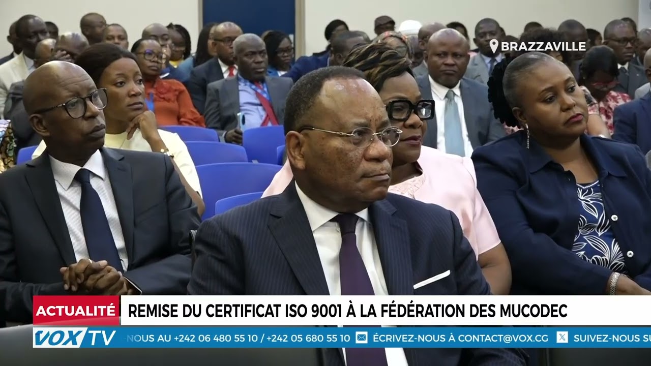 Remise du certificat iso 9001 à la fédération des MUCODEC