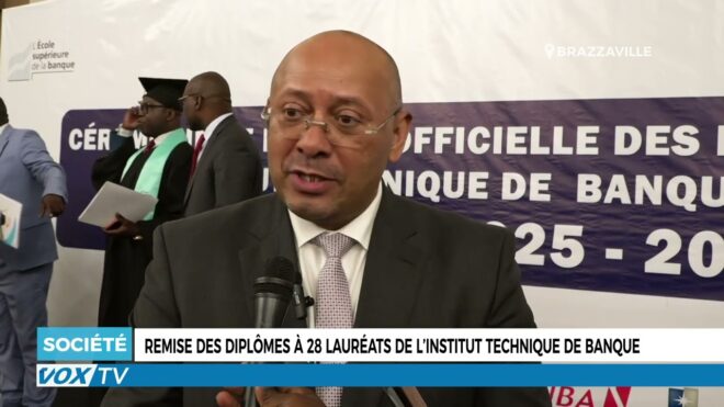 Remise des diplômes à 28 lauréats de l’institut technique de banque